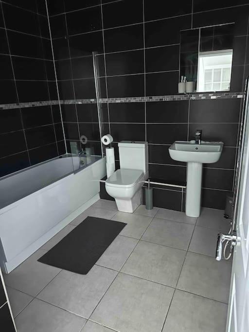 Modern Apartment, 1Km From City! Newcastle upon Tyne Exteriér fotografie