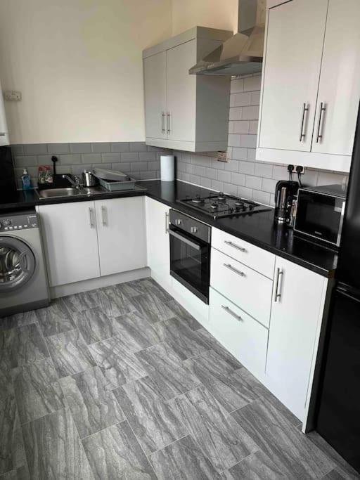 Modern Apartment, 1Km From City! Newcastle upon Tyne Exteriér fotografie